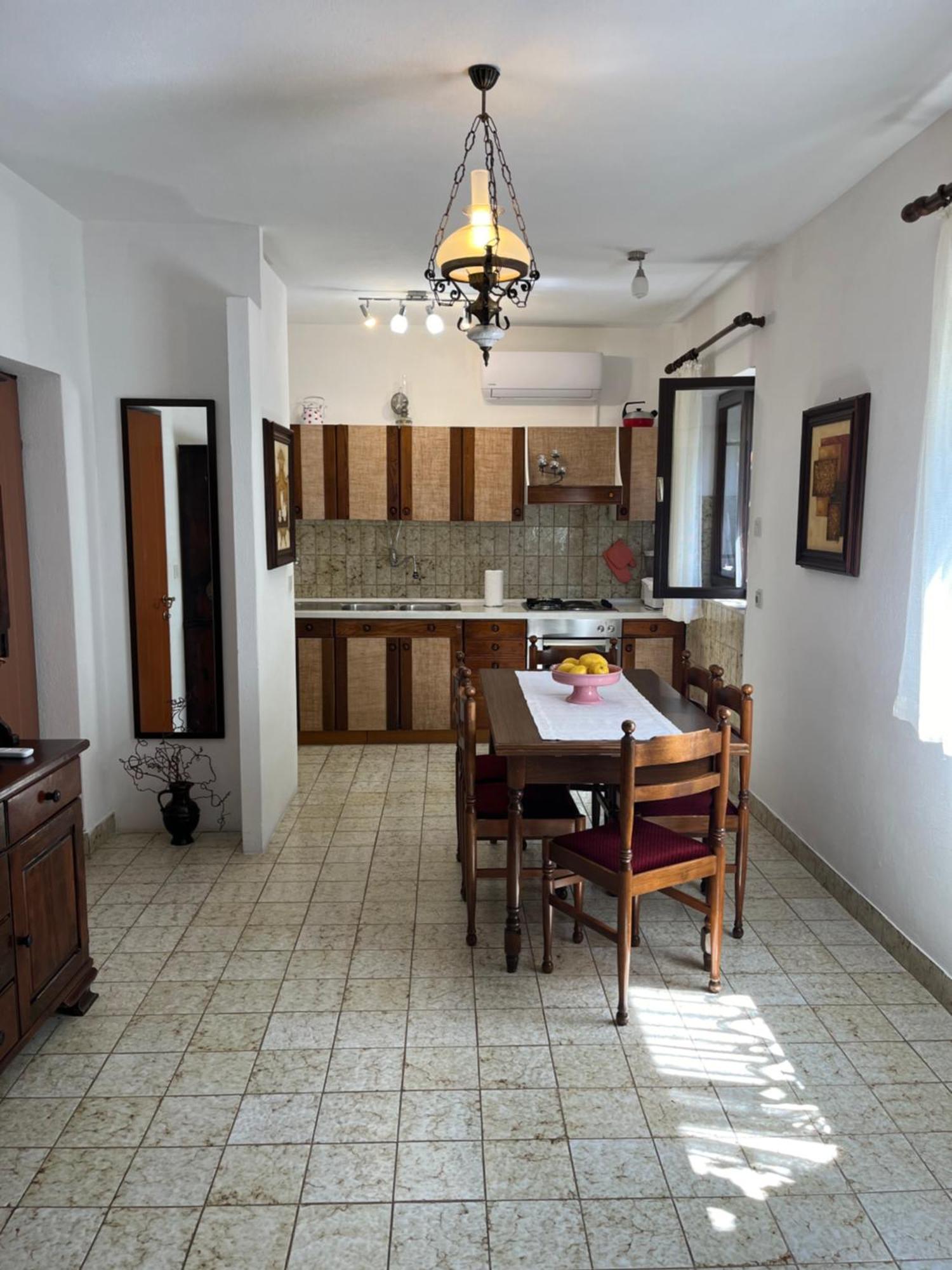 Apartman Mladenka Supetar Extérieur photo